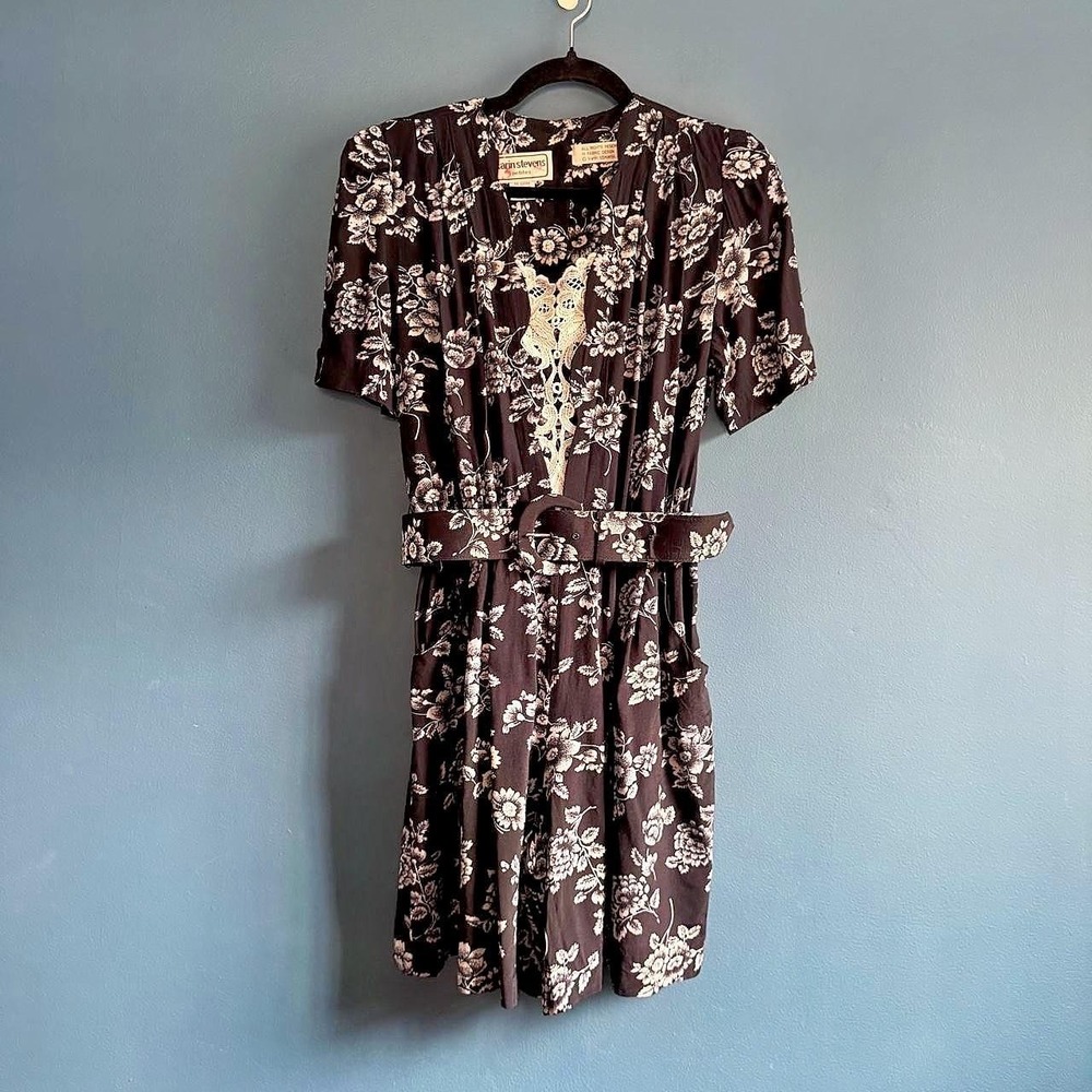 Vintage 80s Floral Romper Women's Size 8 Petite Karin Stevens Blue Purple Retro